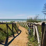 Апартаменты Sea-front Peaceful With Terrace In *