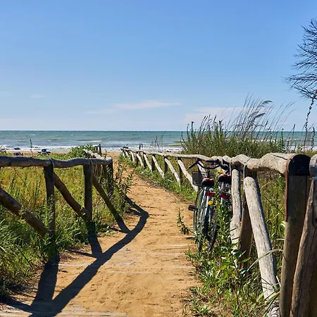 Apartment Sea-front Peaceful With Terrace In Bibione