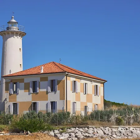 Sea-front Peaceful With Terrace In Apartmán
